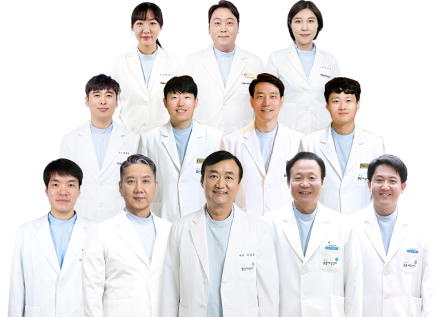 밝은세상안과 의료진들